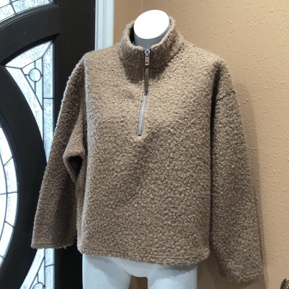 Zara Half-Zip Sherpa Pullover - Picture 2 of 5